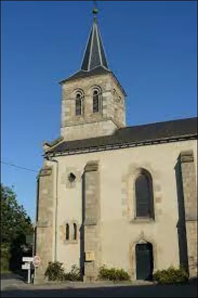 Vous avez sur cette image l'église Notre-Dame-de-la-Route, à Fontanières. Village Creusois, il se situe dans l'ex région ...