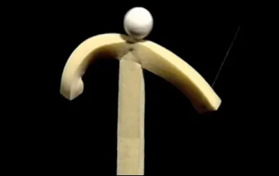 Qui est l'auteur et interprète de la chanson ''Le Petit Bonhomme en mousse'' ?