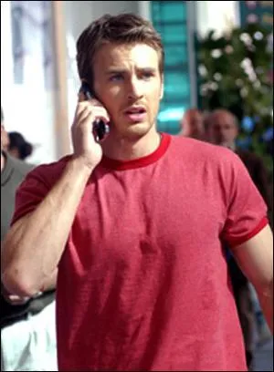 Dans Cellular il doit rechercher un enfant qui porte le mme nom qu'un chanteur  son cole. On l'entend donc crier dans les couloirs :