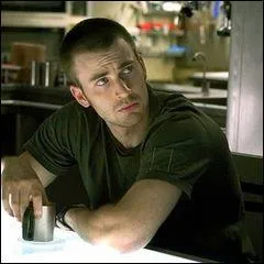 Sunshine raconte l'histoire d'une equipe d'astronaute devant poser une charge nuclaire au coeur...