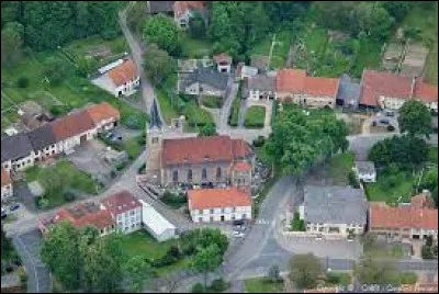 Je vous emm&egrave;ne dans le Grand-Est, &agrave; Arzviller. Village &agrave; proximit&eacute; du Plan inclin&eacute; Saint-Louis-Arzviller, il se situe dans le d&eacute;partement ...