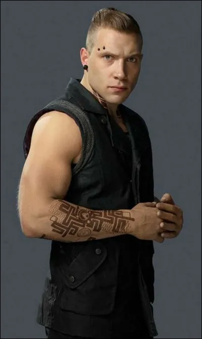 Qui joue le rôle d'Éric ?