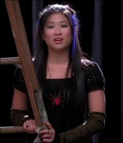 Avec quelle chanson Tina auditionne-t-elle pour intégrer le Glee club ? (Glee)