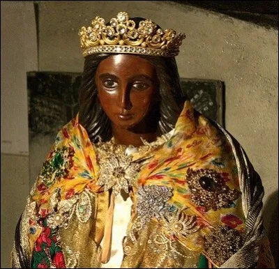 Elle est v&eacute;n&eacute;r&eacute;e lors de la f&ecirc;te des gitans, aux Saintes-Marie-de-la-mer :