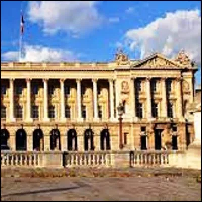 Quel monument parisien du XVIIIe si&egrave;cle, lieu d�expositions, a fait l�objet de travaux jusqu�&agrave; l�&eacute;t&eacute; 2021 ?