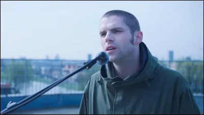 En collaboration avec son pote Yohann Malory, il a écrit 3 chansons pour un grand artiste, et notamment "Pardonne-moi". Quel est ce monstre sacré qui a accepté et sélectionné les chansons d'Hervé, pour son album "Mon pays c'est l'amour" ?