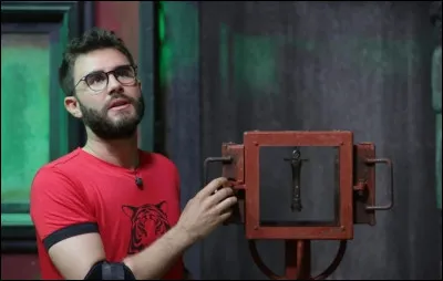 Quel youtubeur y a participé avec lui ?