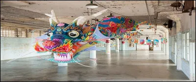 Retrouvez l'artiste photographe à l'influence reconnue dont l'État supprima le passeport durant 600 jours parce qu'il est un militant.