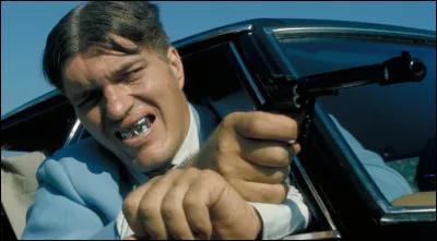 Quel est le nom de l'ennemi récurent de 007, un géant de 2m18 à la force physique incomparable, interprété par Richard Kiel ?