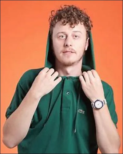 Quel est le nom de ce youtubeur ?