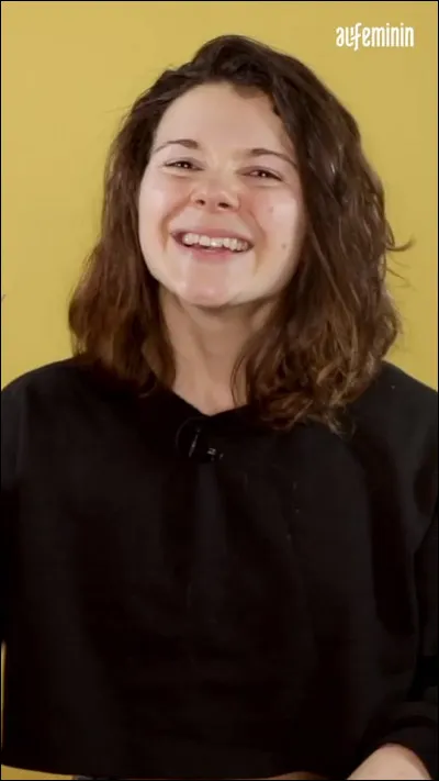 Petite question facile : à quel âge a-t-elle créé sa chaîne YouTube ?