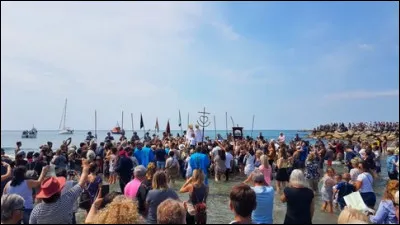 Quelle est cette fête religieuse se déroulant en mai ?