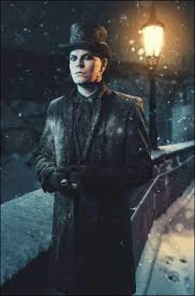 Complétez : 
"Trägt auf dem Rumpf ein..."