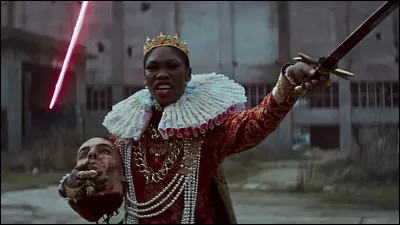 Complétez : 
"So jung, und doch so..."