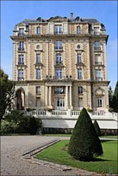 Vittel est située...