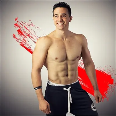 Quelle est la nationalité de Tibo Inshape ?