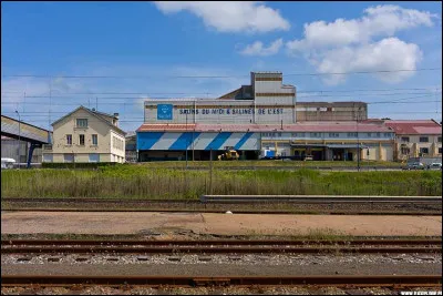Varang&eacute;ville est une petite commune situ&eacute;e dans le d&eacute;partement des Vosges :
