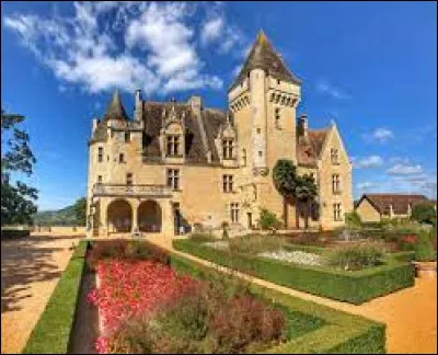 Le château des Milandes se situe-t-il dans le Gers ?