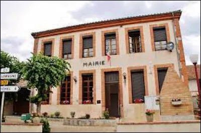 Nous partons maintenant en Occitanie, &agrave; Asques. Village de l'arrondissement de Castelsarrasin, il se situe dans le d&eacute;partement ...