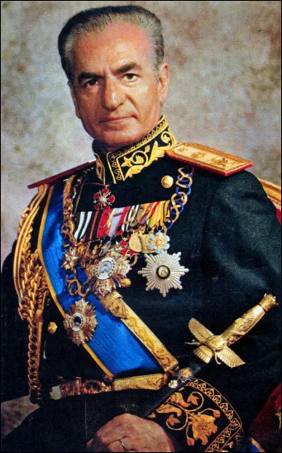 Le dernier [...] d'Iran, Mohammad Reza Pahlavi, contraint à l'exil le 16 janvier 1979, n'a jamais abdiqué officiellement.