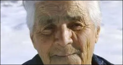 Complétez le titre du livre autobiographique d'Émilie Carles : ''Une Soupe...''