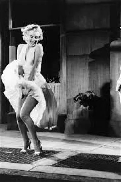 Dans quel film voit-on la robe blanche de Marilyn Monroe soulevée par un courant d'air ?