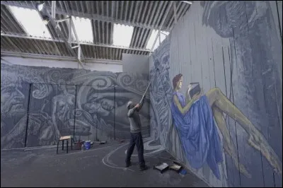 Représentation de cette inconsciente ouvrant la boîte interdite. Qui est-elle ?