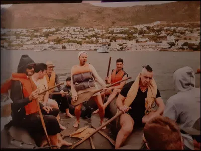 Complétez : 
"Ich bin zuhause..."