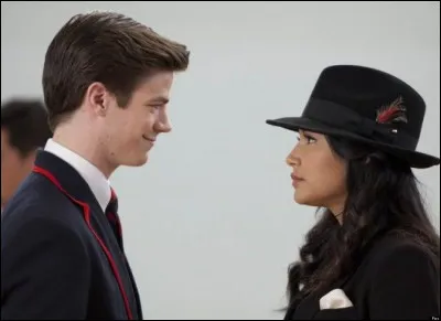 Sur quelle chanson de Michael Jackson se confrontent Santana et Sebastian ?