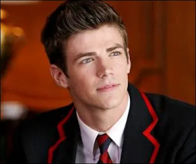 Quel chantage Sebastian fait-il à Rachel juste avant les régionales ?