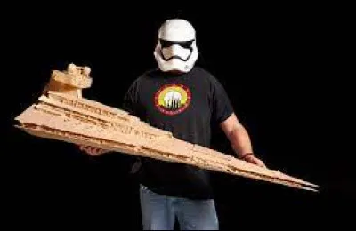 Stan Munro a réalisé un vaisseau Star Wars en cure-dents. Combien en a-t-il utilisés ?