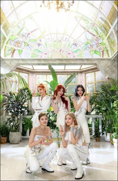 Quel est le titre de cette chanson (l'image fait partie du clip) ?