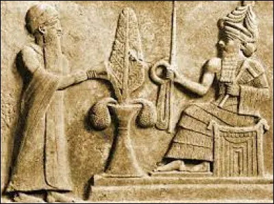 On dit que les habitants d'Ur croyaient au dieu Nanna. Ils considéraient Nanna comme le dieu de...