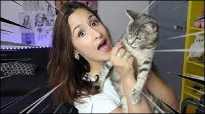 Combien a-t-elle de chats ?