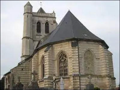 Je vous emmène à présent à Éperlecques. Ville des Hauts-de-France, dans le parc naturel régional des Caps et Marais d'Opale, elle se situe dans le département ...