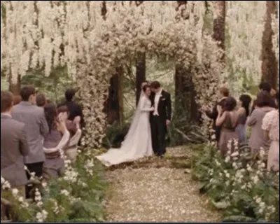 Où se déroule le mariage d'Edward et Bella ?