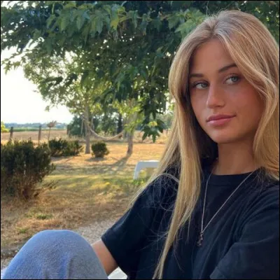 Pourquoi les filles doivent sépiler mais les garçons nont pas besoin de sépiler, eux ?