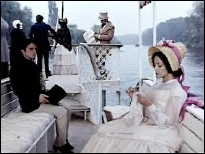 Littérature : quel personnage principal du roman "L'éducation sentimentale" de Gustave Flaubert est amoureux de Madame Arnoux ?