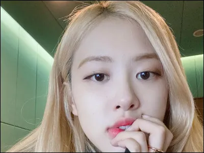 Où est née Rosé ?