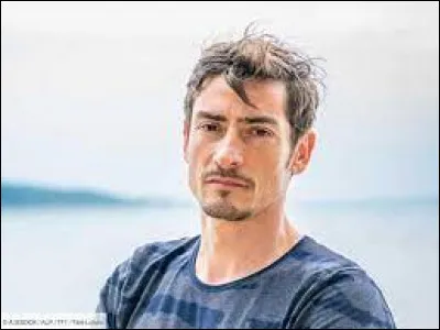 Qui est cet aventurier qui possède le record de victoires individuelles ?