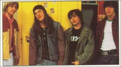 Le titre Detroit Rock City vient d'une chanson de :