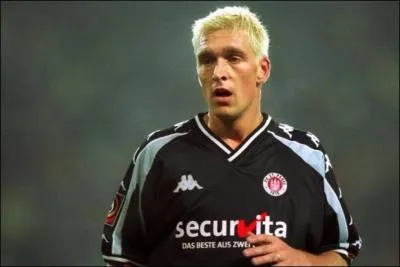 Peut-tre reconnaissez-vous ce milieu de terrain, deux fois slectionn en quipe d'Allemagne alors qu'il jouait  Sankt Pauli :