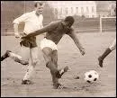 Sankt Pauli a t le premier club professionnel allemand  faire jouer un footballeur d'Afrique noire. Il s'agit de Guy Acolatse, de nationalit :
