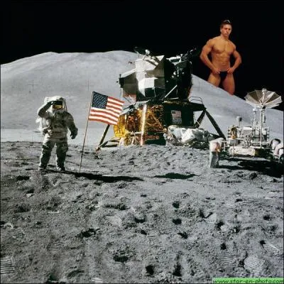 En 1969, Neil Armstrong est trs surpris de retrouver Mickal Vendetta sur la lune, arriv par ses propres moyens (le scooter ZX-C6PO). On retient pourtant que la premire mission lunaire ft...