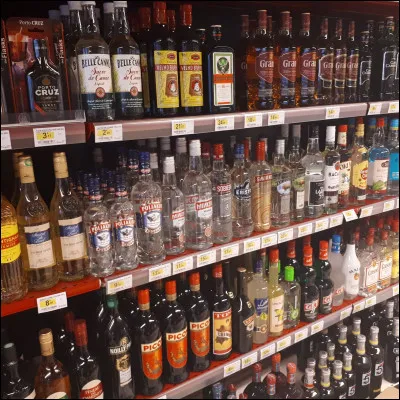 Pendant ta soirée, quelqu'un a ramené de l'alcool et tu as trop bu...