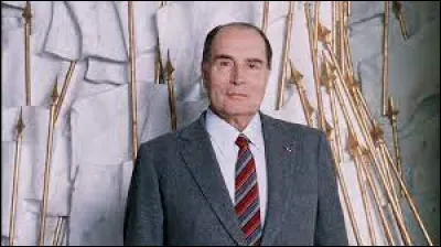 Qui fut le Premier ministre sous la présidence de François Mitterrand de 1993 à 1995 ?