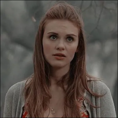 Dans la saison 3, par quels morts a-t-elle été dévastée ?