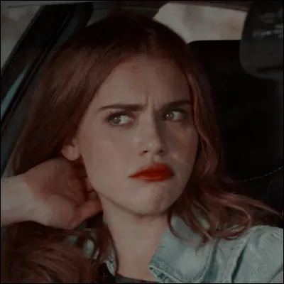 Avec qui devient-elle amie à partir de la saison 4/5 ?