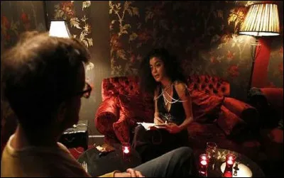 Quel mot n'est PAS synonyme de ''maison de rendez-vous'' ?