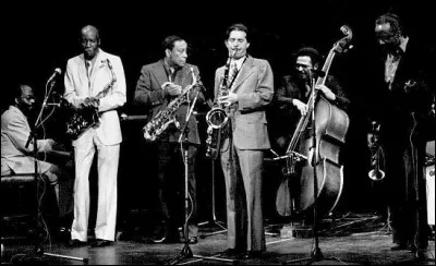 Où les musiciens de jazz de très haut niveau se donnent-ils rendez-vous, pour signifier qu'en cas de perte du fil du morceau, ils se retrouvent tous à la reprise au signe ?